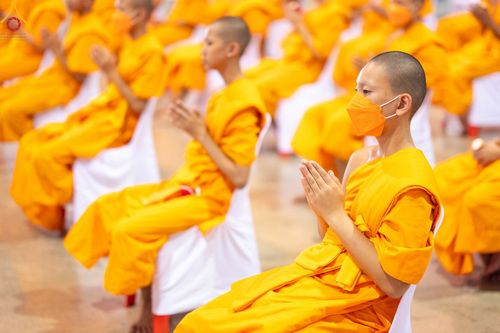 ภาพ No.88164:พิธีมุทิตาสักการะ เปรียญธรรม 9,6,3 และบาลีศึกษา 6,3  พิธีมอบดวงแก้วสามเณรทรงบาลีไวยากรณ์ วันอาทิตย์ 17 กันยายน พ.ศ. 2566 ณ สภาธรรมกายสากล วัดพระธรรมกาย