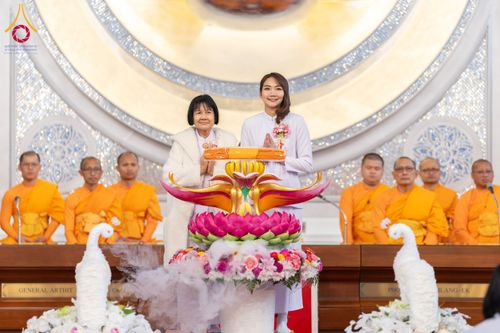 ภาพ No.173133:พิธีกฐินปุญญรังสีเศรษฐี ณ วัดพระธรรมกายนิวคาสเซิล สหราชอาณาจักร วันอาทิตย์ที่ 27 ตุลาคม พ.ศ. 2567
