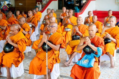 ภาพ No.208482:พิธีถวายสังฆทานแด่คณะสงฆ์ 323 วัด ปีที่ 21 ครั้งที่ 174 พิธีมอบกองทุนหนุนแรงใจช่วยครูใต้ ปีที่ 18 ครั้งที่ 138 และพิธีทำบุญอุทิศส่วนกุศลให้ผู้วายชนม์ ณ วัดบุณณาราม(วัดโคกงู) จ.นราธิวาส วันเสาร์ที่ 15 กุมภาพันธ์ พ.ศ.2568