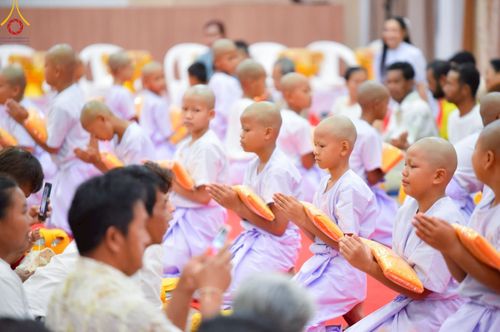 ภาพ No.216517:วันอังคารที่ 8 เม.ย. พ.ศ. 2568 พิธีบรรพชาสามเณร ณ ศูนย์ปฏิบัติธรรมเขาคิชฌกูฏ จันทบุรี