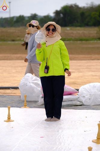 ภาพ No.128662:V.33 รวมพลังเพื่อบางกล่ำ การเตรียมงานของเจ้าหน้าที่หน่วยงานต่างๆ เพื่องานธรรมยาตราอัญเชิญพระบรมสารีริกธาตุ ประดิษฐาน ณ มหารัตนเจดีย์สิริปทุมสวรรค์ (เจดีย์อริยพุทธะ 5 พระองค์) ศูนย์ปฏิบัติธรรมภาคใต้ อ.บางกล่ำ จ.สงขลา ระหว่างวันที่ 9-10 มีนาคม พ.ศ. 2567