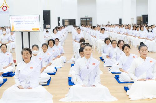 ภาพ No.157379:โครงการ อุบาสกแก้ว อุบาสิกาแก้ว รุ่นที่ 3 ตัวแทนทอดกฐินสามัคคีทั่วไทย 30,000 วัด บูชาธรรม 80 ปี หลวงพ่อธัมมชโย ระหว่างวันที่ 19-22 กันยายน พ.ศ. 2567 โซนกรุงเทพฯ-สมุทรปราการ ณ อาคาร 115 ปี คุณยายอาจารย์ฯ วัดพระธรรมกาย