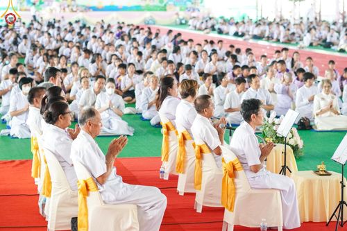 ภาพ No.172509:พิธีทอดกฐินเพื่อสร้าง "ลานเอนกประสงค์พญานาค 4 ตระกูล" วันที่ 15 พฤศจิกายน พ.ศ.2567 ณ พุทธอุทยานนานาชาติ อ.โพนพิสัย จ.หนองคาย