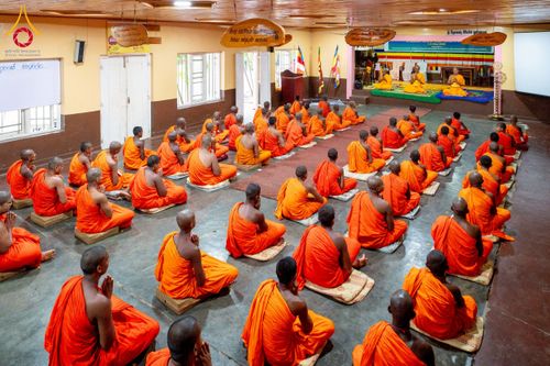 ภาพ No.225602:วันที่ 1 พฤษภาคม พ.ศ. 2568 พิธีเปิดโครงการ สยาม-ลังกา ธรรมยาตรา ฉลองเทศกาลวิสาขบูชาแห่งชาติ ศรีลังกา  และ บูชาธรรม 81 ปี หลวงพ่อธัมมชโย