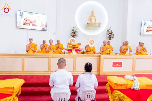 ภาพ No.274286:วันอาทิตย์ที่ 26 ตุลาคม พ.ศ. 2568  พิธีทอดกฐินธรรมชัย สร้างทุกสิ่ง ณ วัดพระธรรมกายออเรกอน ประเทศสหรัฐอเมริกา