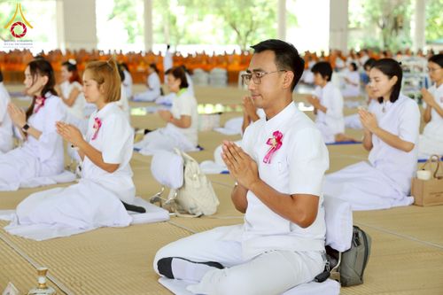 ภาพ No.243868:วันที่ 6 กันยายน พ.ศ. 2568 พิธีถวายภัตตาหารเมนูสวรรค์ เพื่อการบรรลุธรรม ณ หอฉันคุณยายอาจารย์ฯ วัดพระธรรมกาย