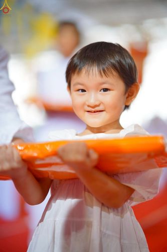 ภาพ No.277507:วันอาทิตย์ต้นเดือนที่ 7 ธันวาคม พ.ศ.2568 พิธีทอดผ้าป่าต้นสมบัติจักรพรรดิ ณ สภาธรรมกายสากล วัดพระธรรมกาย