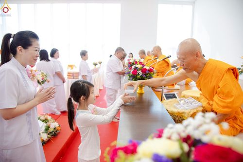 ภาพ No.254283:วันที่ 12 ตุลาคม พ.ศ. 2568 พิธีทอดกฐินสามัคคีวัดพระธรรมกายสิงคโปร์  新加坡法身寺功德衣法会 Dhammakaya Centre Singapore Kathina Ceremony  