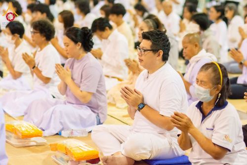 ภาพ No.120633:พิธีถวายภัตตาหารเป็นสังฆทาน แด่คณะพระธรรมยาตรา ปีที่ 12 วันที่ 29 มกราคม พ.ศ. 2567 ณ สภาธรรมกายสากล วัดพระธรรมกาย