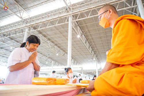 ภาพ No.91180:พิธีร่วมบุญกฐินสัมฤทธิ์ปีที่ 16 และกฐินสมทบวัดกัลยาณมิตรทั้งภายใน และต่างประเทศปีที่ 6 ณ บ้านแก้วเรือนทองคุณยายฯ วัดพระธรรมกาย วันเสาร์ที่ 21 ตุลาคม พ.ศ. 2566