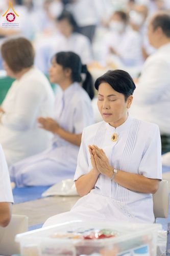 ภาพ No.223366:วันวิสาขบูชา วันอาทิตย์ที่ 11 พฤษภาคม พ.ศ. 2568 พิธีตักบาตร และปฎิบัติธรรม ณ สภาธรรมกายสากล วัดพระธรรมกาย