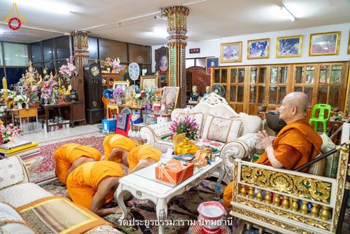 ภาพ No.216134:วันที่ 23 มีนาคม - 3 เมษายน พ.ศ. 2568 ตัวแทนวัดพระธรรมกายกราบถวายฏีกานิมนต์ ร่วมพิธีถวายมหาสังฆทาน 40,000 กว่าวัดทั่วประเทศ นนทบุรี ปทุมธานี อยุธยา