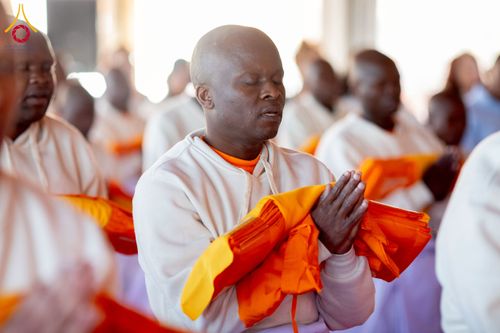 ภาพ No.231673:โครงการบรรพชาอุปสมบทหมู่ครั้งที่ 2 ณ วัดพระธรรมกายโจฮันเนสเบิร์ก ประเทศแอฟริกาใต้ วันอาทิตย์ 29 มิถุนายน พ.ศ. 2568