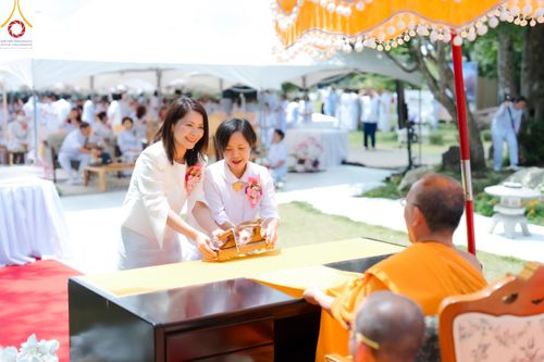 ภาพ No.141658:พิธีประดิษฐานลูกนิมิตมหาสมบัติ  ผูกสีมา สถาปนาอุโบสถ "บูชาธรรม 80 ปี หลวงพ่อธัมมชโย" ณ วัดพระธรรมกายโทชิหงิ ประเทศญี่ปุ่น วันอาทิตย์ที่ 16 มิถุนายน พ.ศ. 2567