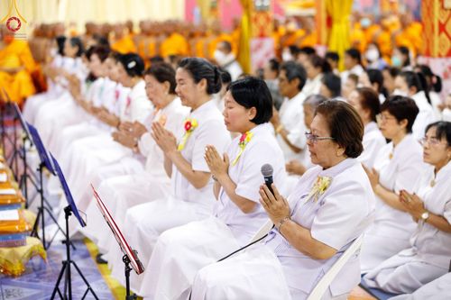 ภาพ No.203540:พิธีทอดผ้าป่าทำนุบำรุงศาสนสถาน ณ วัดตะเคียน ตำบลบางคูเวียง อำเภอบางกรวย จังหวัดนนทบุรี ในโครงการธรรมยาตรา กตัญญูบูชา มหาปูชนียาจารย์ พระมงคลเทพมุนี(สด จนฺทสโร) พระผู้ปราบมาร อนุสรณ์สถาน 7 แห่ง ปีที่ 13 วันที่ 29 มกราคม พ.ศ. 2568
