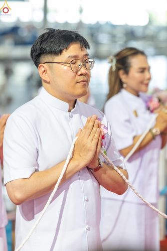 ภาพ No.286329:วันอาทิตย์ที่ 13 กรกฎาคม พ.ศ.2568 พิธีปฎิบัติธรรม และพิธีจุดเทียนใจ ไฟนิรันดร์ อนันตชัย ณ สภาธรรมกายสากล วัดพระธรรมกาย