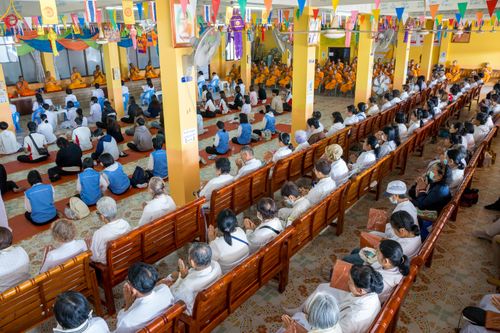 ภาพ No.291234:วันที่ 9 มกราคม พ.ศ. 2569 พิธีทอดผ้าป่าทำนุบำรุงศาสนสถาน ณ วัดนาราภิรมย์ อ.บางเลน จ.นครปฐม ในโครงการธรรมยาตรา กตัญญูบูชา มหาปูชนียาจารย์ พระมงคลเทพมุนี(สด จนฺทสโร) พระผู้ปราบมาร อนุสรณ์สถาน 7 แห่ง ปีที่ 14