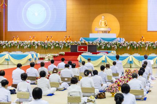 ภาพ No.281067:วันที่ 21 ธันวาคม พ.ศ.2568 พิธีมุทิตาหลวงพ่อทัตตชีโว ณ ห้องแก้วสารพัดนึก วัดพระธรรมกาย