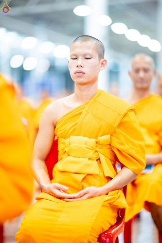 ภาพ No.227950:วันอาทิตย์ที่ 1 มิถุนายน พ.ศ. 2568 พิธีตักบาตร , พิธีบูชาข้าวพระ ณ วัดพระธรรมกาย จ.ปทุมธานี