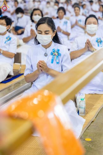 ภาพ No.99869:พิธีทอดผ้าป่า ต้นสมบัติจักรพรรดิ ในวันอาทิตย์ที่ 3 ธันวาคม พ.ศ. 2566 ณ สภาธรรมกายสากล วัดพระธรรมกาย จ.ปทุมธานี