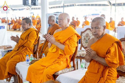 ภาพ No.230235:วันเสาร์ที่ 28 มิถุนายน พ.ศ. 2568 พิธีถวายสังฆทาน 323 วัด 4 จังหวัดชายแดนใต้ ปีที่ 21 ครั้งที่ 178 พิธีมอบกองทุนหนุนแรงใจช่วยครูใต้ ปีที่ 18 ครั้งที่ 142 ณ ศูนย์อบรมเยาวชนจังหวัดปัตตานี