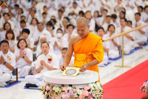 ภาพ No.128938:พิธีทอดผ้าป่าฉลองมหารัตนเจดีย์สิริปทุมสวรรค์ ณ ศูนย์ปฏิบัติธรรมภาคใต้ อ.บางกล่ำ จ.สงขลา วันที่ 10 มีนาคม พ.ศ. 2567