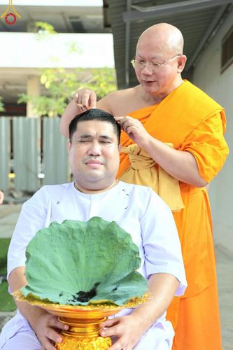 ภาพ No.216767:วันอาทิตย์ที่ 6 เมษายน พ.ศ. 2568 พิธีตัดปอยผม และปลงผมนาคธรรมทายาท โครงการบวชบูชาธรรม81ปี หลวงพ่อธัมมชโย โครงการ 1 และ 2 โครงการนานาชาติ AEC&WAB รุ่น CEO (ผู้บริหาร) รุ่นที่4 ณ หมู่บ้านบรรลุธรรม วัดพระธรรมกาย