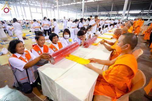 ภาพ No.121644:พิธีถวายภัตตาหารเป็นสังฆทาน แด่คณะพระธรรมยาตรา ปีที่ 12 วันที่ 31 มกราคม พ.ศ. 2567 ณ สภาธรรมกายสากล วัดพระธรรมกาย