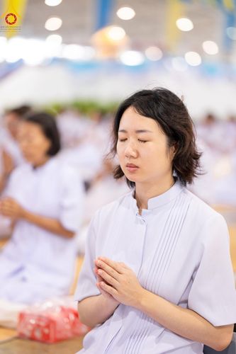 ภาพ No.159239:พิธีบูชาข้าวพระ ในวันอาทิตย์ต้นเดือน วันที่ 6 ตุลาคม พ.ศ. 2567 ณ สภาธรรมกายสากล วัดพระธรรมกาย