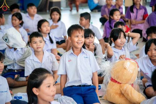 ภาพ No.192354:พิธีทอดผ้าป่าทำนุบำรุงศาสนสถาน ณ วัดเทพพล แขวงบางพรม เขตตลิ่งชัน กรุงเทพมหานคร ในโครงการธรรมยาตรา กตัญญูบูชา มหาปูชนียาจารย์ พระมงคลเทพมุนี(สด จนฺทสโร) พระผู้ปราบมาร อนุสรณ์สถาน 7 แห่ง ปีที่ 13 วันที่ 9 มกราคม พ.ศ. 2568