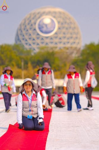 ภาพ No.208162:V.55 สารพัดV สารพัดดี ที่วัดพระธรรมกาย ในโครงการธรรมยาตรา กตัญญูบูชา มหาปูชนียาจารย์ พระมงคลเทพมุนี (สด จนฺทสโร) พระผู้ปราบมาร อนุสรณ์สถาน 7 แห่ง ปีที่ 13 ระหว่างวันที่ 2-31 มกราคม พ.ศ. 2568