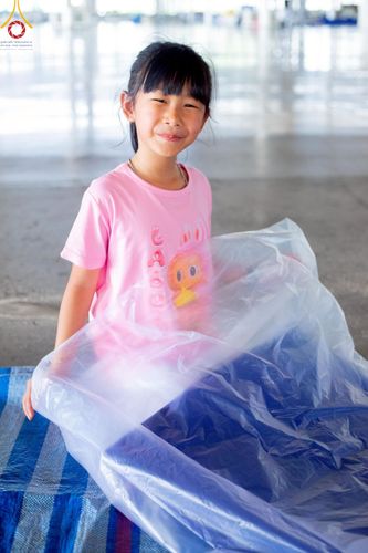 ภาพ No.218536:วันที่ 15 - 18 เมษายน พ.ศ. 2568 การเตรียมภาชนะสำหรับถวายภัตตาหาร , การจัดโต๊ะเก้าอี้ในลานธรรม , การแพ็คพัสดุงานต้อนรับ เพื่องานวันคุ้มครองโลก 22 เมษายน พ.ศ.2568 วัดพระธรรมกาย