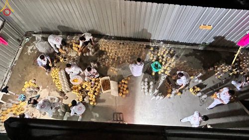 ภาพ No.120927:V.20 เป็นปลื้ม การเตรียมงาน เก็บงาน การรับบุญของเจ้าหน้าที่หน่วยงานต่างๆ เพื่อโครงการธรรมยาตรา กตัญญูบูชา มหาปูชนียาจารย์ พระมงคลเทพมุนี (สด จนฺทสโร) พระผู้ปราบมาร อนุสรณ์สถาน 7 แห่ง ปีที่ 12 ระหว่างวันที่ 2 - 31 มกราคม พ.ศ.2567