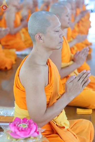 ภาพ No.177452:พิธีถวายภัตตาหารเมนูสวรรค์ และพิธีบุพเปตพลี ครั้งที่ 158 ร่วมอุทิศบุญแด่หมู่ญาติที่ล่วงลับไปแล้ว และสืบทอดอายุพระพุทธศาสนา ณ วัดพระธรรมกาย วันที่ 30 พฤศจิกายน พ.ศ.2567 (วันพระ แรม 15 ค่ำ เดือน 12)