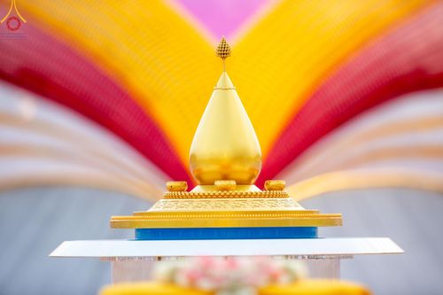 ภาพ No.129425:พิธีประดิษฐานพระบรมสารีริกธาตุ ณ มหารัตนะเจดีย์สิริปทุมสวรรค์ ศูนย์ปฏิบัติธรรมภาคใต้ อ.บางกล่ำ จ.สงขลา วันที่ 10 มีนาคม พ.ศ.2567