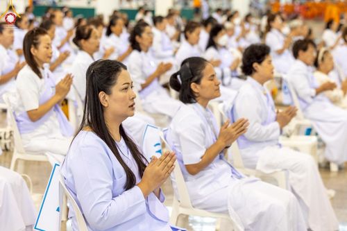 ภาพ No.222848:วันอาทิตย์ต้นเดือนที่ 4 พฤษภาคม พ.ศ. 2568 พิธีบูชาข้าวพระ ณ สภาธรรมกายสากล วัดพระธรรมกาย