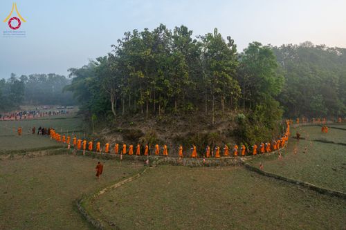 ภาพ No.131053:Photo Story ปฐมบรรพชาชาวพุทธมาร์มา Episode 4/5 วันที่ 13 กุมภาพันธ์พ.ศ. 2567 ณ วัดธัมจักร อรัญกุฏิ บังกลาเทศ