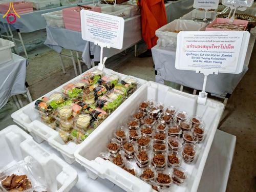 ภาพ No.118123:พิธีถวายภัตตาหารเป็นสังฆทาน แด่คณะพระธรรมยาตรา ปีที่ 12 วันที่ 24 มกราคม พ.ศ. 2567 ณ อนุสรณ์สถานบางนางแท่น จ.นครปฐม