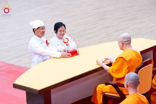 ภาพ No.207612:พิธีมอบโล่พระราชทาน สมเด็จพระกนิษฐาธิราชเจ้า กรมสมเด็จพระรัตนราชสุดาฯ สยามบรมราชกุมารี และโล่เกียรติยศโครงการตอบปัญหาธรรมะ "ทางก้าวหน้า" ครั้งที่ 42 พิธีมอบโล่วัชรเกียรติยศ โครงการตอบปัญหาศีลธรรมเพื่อสันติภาพโลก (WORLD-PEC) ครั้งที่ 18 วันที่ 12 ก.พ. 2568