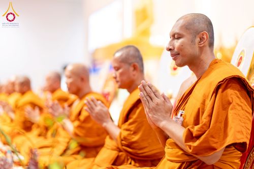 ภาพ No.238902:วันเสาร์ที่ 16 สิงหาคม พ.ศ. 2568 งานบุญประจำปี ครั้งที่ 20 พิธีทักษิณานุปทานแด่บรรพชน ตระกูลผ่องสวัสดิ์และหมู่ญาติที่ล่วงลับไปแล้ว ณ พระมหาเจดีย์ทัตตชีโว ศูนย์อบรมเยาวชนกาญจนบุรี