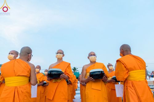 ภาพ No.109259:พิธีถวายภัตตาหารเป็นสังฆทาน แด่คณะพระธรรมยาตราฯ วันที่ 10 มกราคม พ.ศ. 2567 ณ อนุสรณ์สถานคลองบางนางแท่น อ.สามพราน จ.นครปฐม