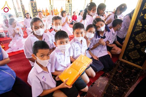 ภาพ No.205100:พิธีทอดผ้าป่าทำนุบำรุงศาสนสถาน ณ วัดบ่อทอง ตำบลคูขวาง อำเภอลาดหลุมแก้ว จังหวัดปทุมธานี ในโครงการธรรมยาตรา กตัญญูบูชา มหาปูชนียาจารย์ พระมงคลเทพมุนี(สด จนฺทสโร) พระผู้ปราบมาร อนุสรณ์สถาน 7 แห่ง ปีที่ 13 วันที่ 30 มกราคม พ.ศ. 2568 