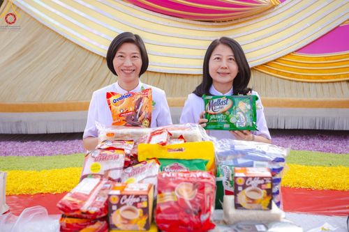 ภาพ No.193037:พิธีตักบาตรพระธรรมยาตรา ณ อนุสรณ์สถานคลองบางนางแท่น อ.สามพราน จ.นครปฐม ในโครงการธรรมยาตรา กตัญญูบูชา มหาปูชนียาจารย์ พระมงคลเทพมุนี(สด จนฺทสโร) พระผู้ปราบมาร อนุสรณ์สถาน 7 แห่ง ปีที่ 13 วันที่ 11 มกราคม พ.ศ.2568