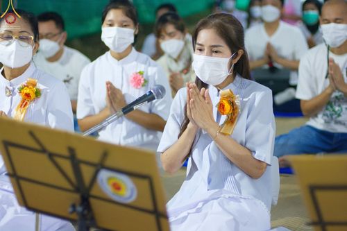 ภาพ No.70021:พิธีถวายภัตตาหารเป็นสังฆทาน แด่คณะพระธรรมยาตราฯ ในโครงการธรรมยาตราฯ ปีที่ 11 ณ อนุสรณ์สถานคลองบางนางแท่น อ.สามพราน จ.นครปฐม วันที่ 11 มกราคม พ.ศ. 2566