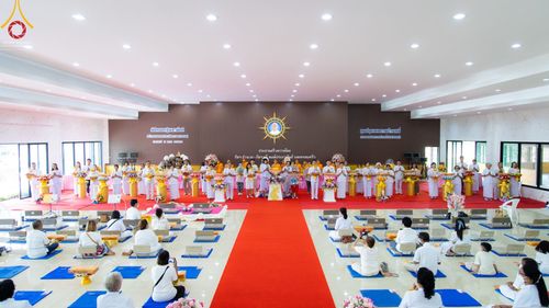 ภาพ No.64551:พิธีทอดกฐินสามัคคี สร้างถนนคอนกรีตเส้นทางมหาเศรษฐี วันอาทิตย์ที่ ๓๐ ตุลาคม พ.ศ. ๒๕๖๕ ณ ธุดงคสถานบ้านหมี่ ( เขาดอนดึง) ต.ดอนดึง อ.บ้านหมี่ จ.ลพบุรี