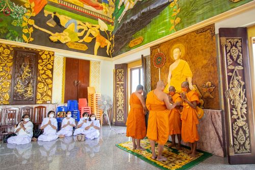 ภาพ No.65903:พิธีอุปสมบทวัดแค อ.พระสมุทรเจดีย์ จ.สมุทรปราการ รับบุญจัดงานโดยสำนักพัฒนาเยาวชนโลก ในโครงการอุปสมบทบูชาธรรม มหาปูชนียาจารย์ประจำปี 2565 เมื่อวันที่ 7 ธันวาคม พ.ศ. 2565