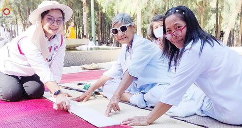 ภาพ No.105806:V.2 ทุ่มเท การเตรียมงาน เก็บงาน การรับบุญของเจ้าหน้าที่หน่วยงานต่างๆ เพื่อโครงการธรรมยาตรา กตัญญูบูชามหาปูชนียาจารย์ พระมงคลเทพมุนี (สด จนฺทสโร) พระผู้ปราบมาร อนุสรณ์สถาน 7 แห่ง ปีที่ 12 ระหว่างวันที่ 2 - 31 มกราคม พ.ศ.2567