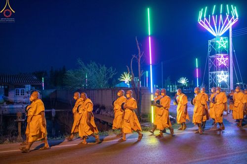 ภาพ No.69811:พิธีถวายภัตตาหารเป็นสังฆทาน แด่คณะพระธรรมยาตราฯ ในโครงการธรรมยาตราฯ ปีที่ 11 ณ อนุสรณ์สถานมหาวิหารพระมงคลเทพมุนี อ.สองพี่น้อง จ.สุพรรณบุรี วันที่ 7 มกราคม พ.ศ. 2566