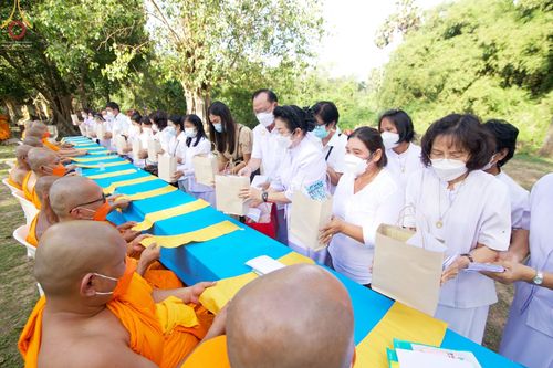 พิธีอุปสมบทวัดท่าลาดใต้ ฉะเชิงเทรา รับบุญจัดงานโดย สำนักกัลยาณมิตรสากล เมื่อวันที่ 7 ธันวาคม พ.ศ. 2565