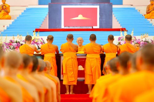 ภาพ No.65389:พิธีรับมอบต้นสมบัติจักรพรรดิ เพื่องานเผยแผ่พระพุทธศาสนาวิชชาธรรมกายไปทั่วโลก แด่ศูนย์ส่งเสริมศีลธรรมทั่วโลก 221 แห่ง ในวันอาทิตย์ต้นเดือนที่ 4 ธันวาคม พ.ศ. 2565 ณ วัดพระธรรมกาย จ.ปทุมธานี